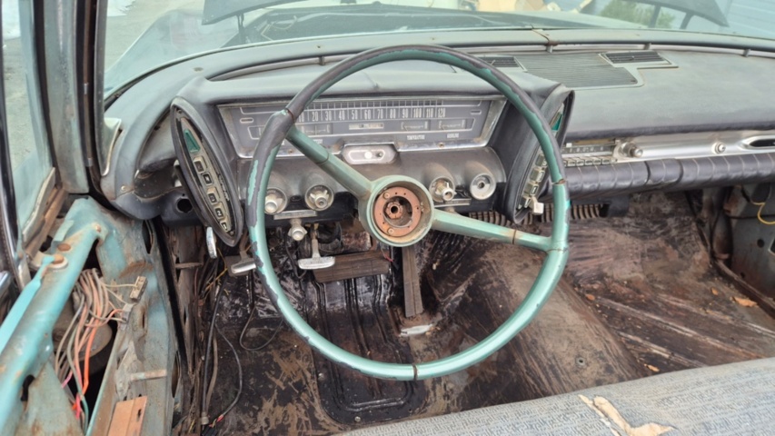 1481450-50 Chrysler Imperial Crown convertible 1961 reparationsobjekt