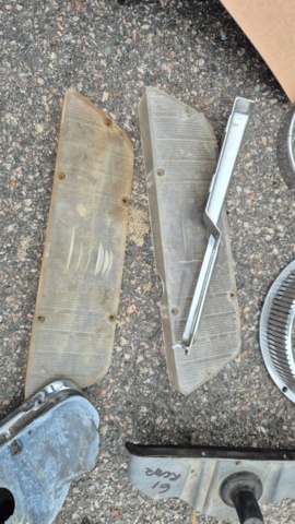 1481450-78 Chrysler Imperial Crown convertible 1961 reparationsobjekt