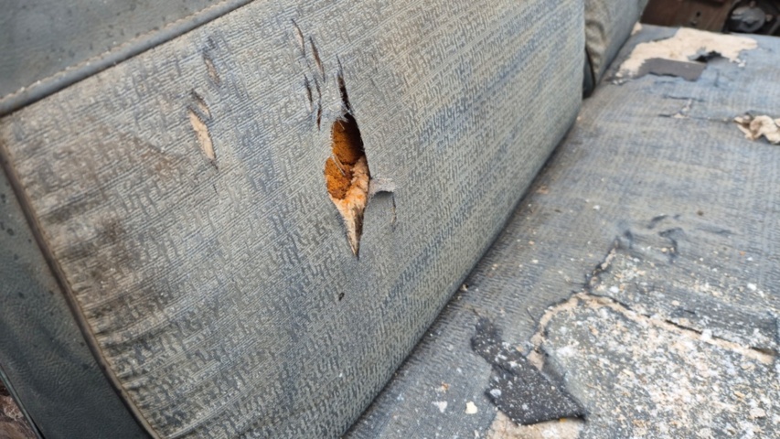 1481450-87 Chrysler Imperial Crown convertible 1961 reparationsobjekt