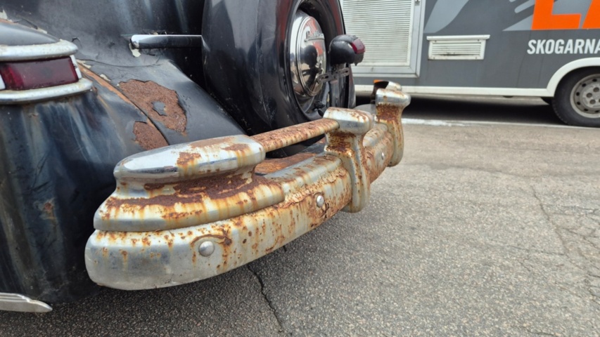 1481452-26 Lincoln Continental 1948 reparationsobjekt