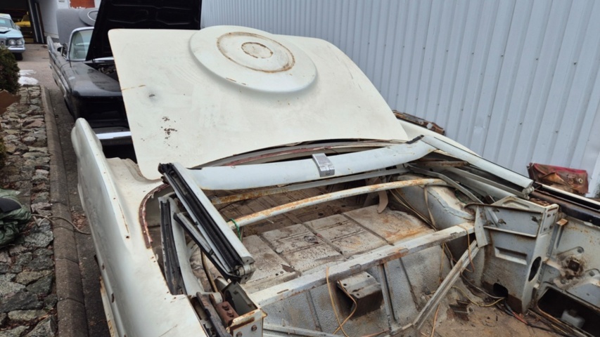 1481453-19 Chrysler Imperial Crown cab 1960 reparationsobjekt