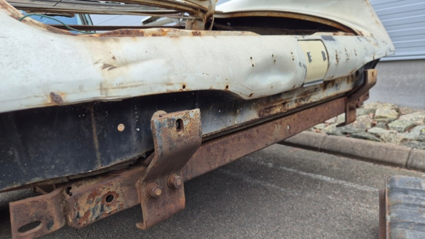 1481453-76 Chrysler Imperial Crown cab 1960 reparationsobjekt