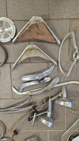 1481453-100 Chrysler Imperial Crown cab 1960 reparationsobjekt