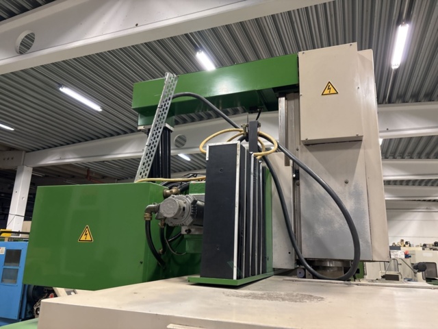 1404486-23 CNC-bearbetningscenter – Mazak VQC-20