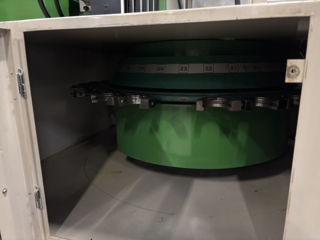 1404486-24 CNC-bearbetningscenter – Mazak VQC-20