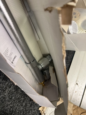 1481666-12 Sänksågskena, Sågklinga, duschblandare, spolknapp m.m.