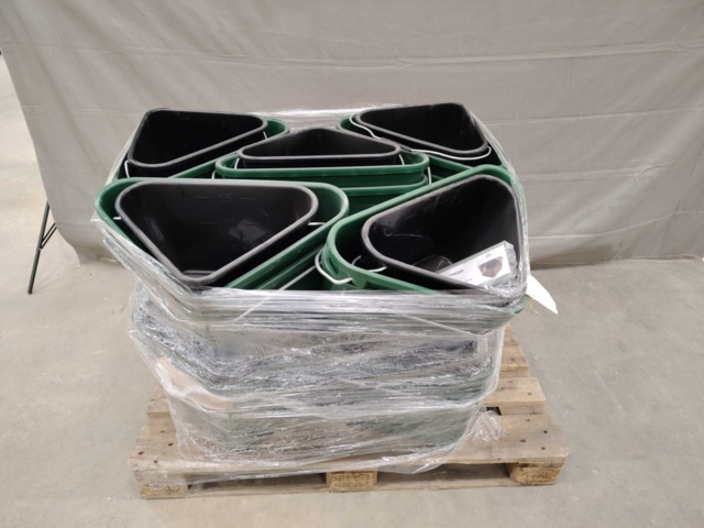 Stable buckets 10 pcs set – Trican, stable system, triangular buckets ...
