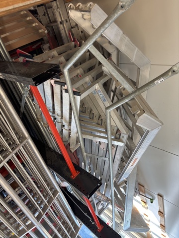 1469067-4 Stort parti med byggställningar (ram och fallskydd/tak) - Aboma RSS, Altrad, Monzon m.fl.