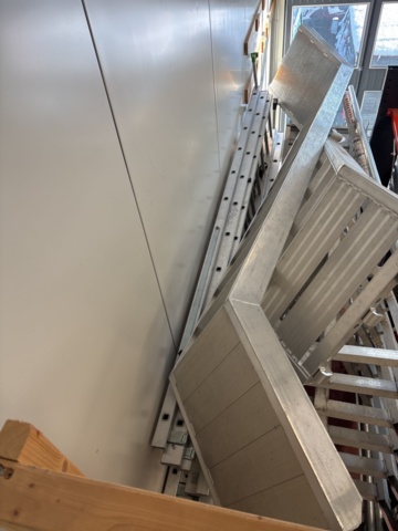 1469067-5 Stort parti med byggställningar (ram och fallskydd/tak) - Aboma RSS, Altrad, Monzon m.fl.