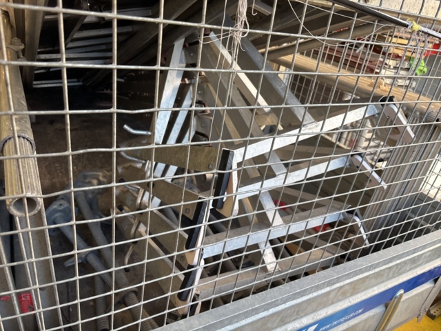 1469067-13 Stort parti med byggställningar (ram och fallskydd/tak) - Aboma RSS, Altrad, Monzon m.fl.