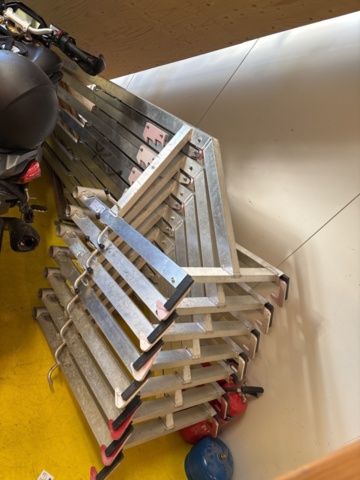 1469067-15 Stort parti med byggställningar (ram och fallskydd/tak) - Aboma RSS, Altrad, Monzon m.fl.