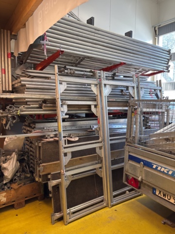 1469067-17 Stort parti med byggställningar (ram och fallskydd/tak) - Aboma RSS, Altrad, Monzon m.fl.