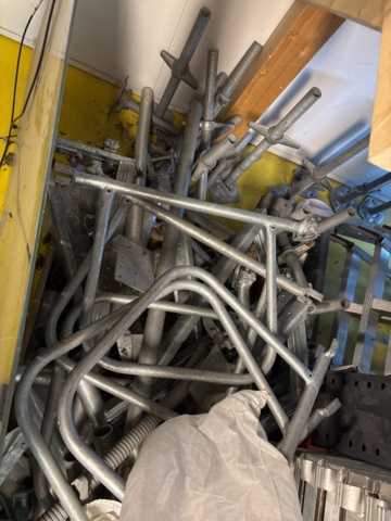 1469067-19 Stort parti med byggställningar (ram och fallskydd/tak) - Aboma RSS, Altrad, Monzon m.fl.