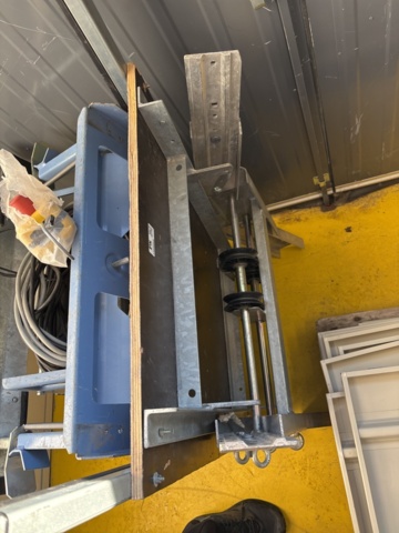 1469068-6 Panelhiss med tillbehör - Geda Lift 200 Standard -2019