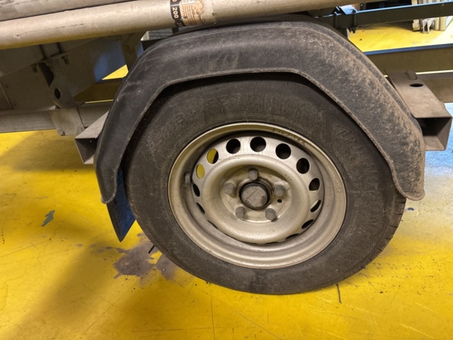 1469069-15 Ställningssläp med ramställningsdelar - Monzon 6265H30 / Tysse