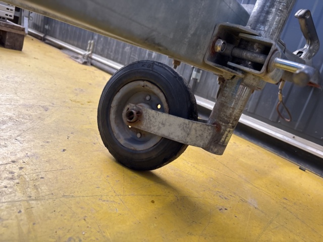 1469071-16 Gallersläpvagn - TIKI CS300-LH -2020