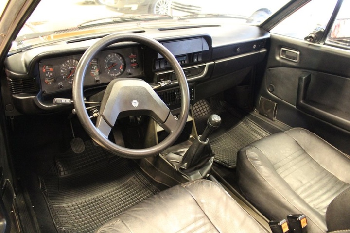1481448-48 Lancia Beta Zagato Spider 110hk  1981