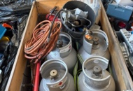 1469073 Pall med diverse brännarutrustning