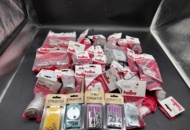 1480425 Mixed building hardware, lot - Habo, hinges, handles, screw details