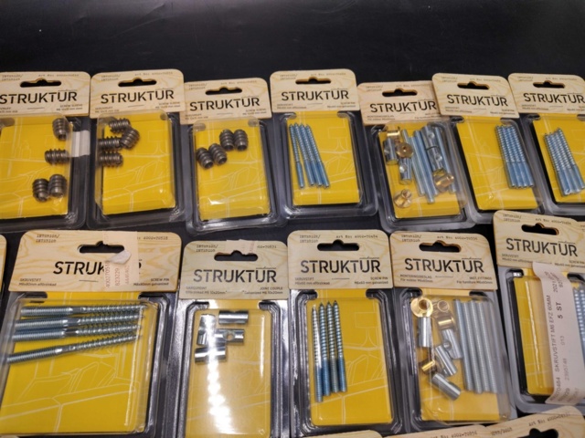 1480426-5 Construction fittings, mixed lot – Scandinavia Structure, furniture fittings, screw joints