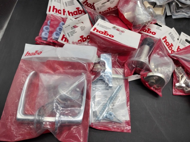 1480427-2 Building hardware, mixed lot - Habo, door handles, hooks, door stops