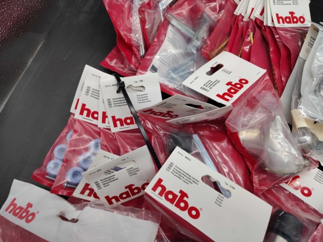 1480427-6 Building hardware, mixed lot - Habo, door handles, hooks, door stops