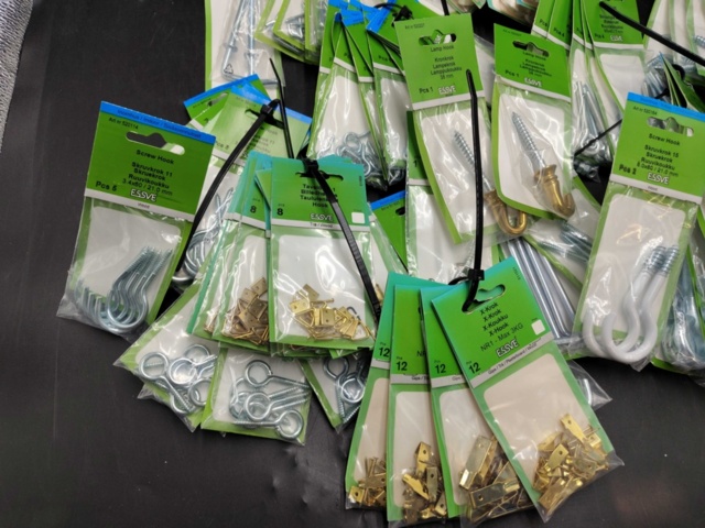 1480429-2 Lot of hooks and eye screws, ESSVE