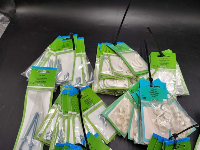 1480429-6 Lot of hooks and eye screws, ESSVE