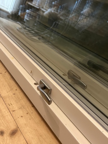 1410949-5 Pivot windows, 3-pane, aluminum-clad - 3 pcs.