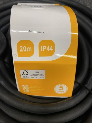 1481685-5 Assortment of power strips & extension cables