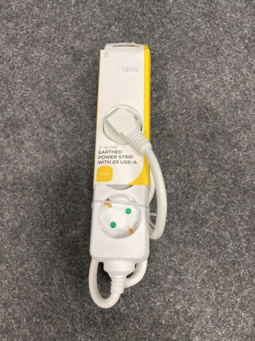 1481685-15 Assortment of power strips & extension cables