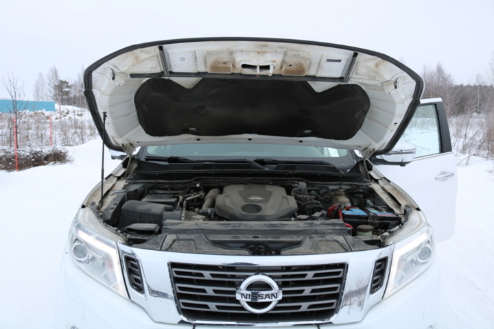 1416785-101 Nissan Navara Double Cab 2.3 dCi 4WD Automatic, 190hp, 2017