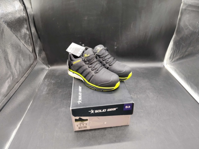 1480445-2 Skyddsskor -  stl 37, Solid Gear, Revolution S3 SRC, ETPU-dämpning, NANO-tåhätta