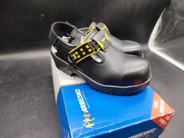 1480446-3 Safety shoes - size 36, Arbesko, ESD function, SB SRC