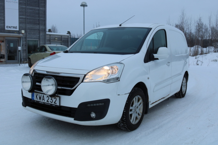 1416784-2 Peugeot Partner Van 1.6 BlueHDi Manual, 99hp, 2015