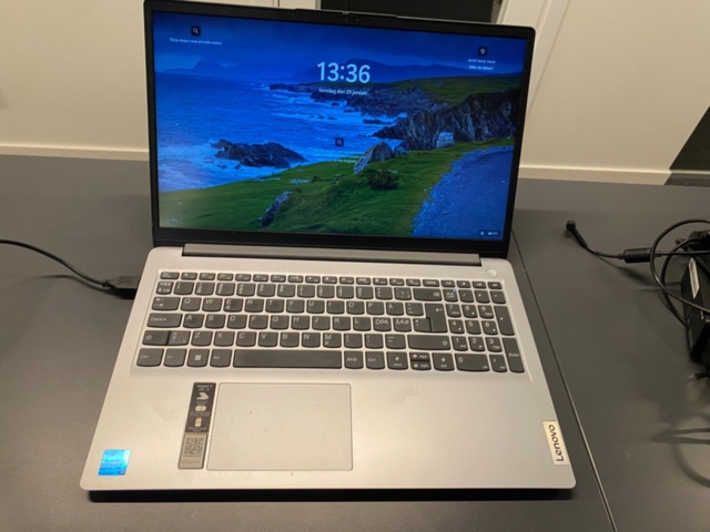 1482007-2 Laptop Lenovo Ideapad 1i 15" Ultra Slim