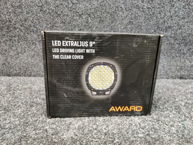 1428277-1 LED extraljus 9" Award