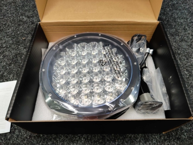 1428277-4 LED extraljus 9" Award