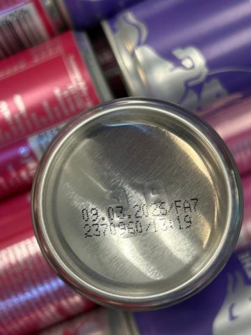 1368286-11 Parti med energidrycker och läsk