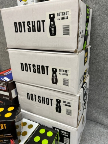 1368287-10 Parti med godis, halstabletter, snacks m.m