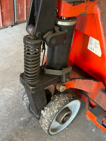 1426506-3 Palldragare 1500 kg