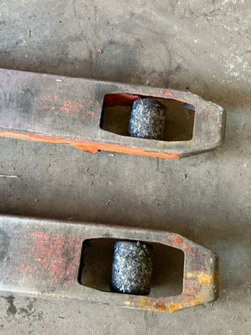 1426506-4 Palldragare 1500 kg