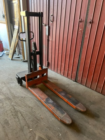 1426507-2 Höglyftande palldragare Kentruck KL 1000