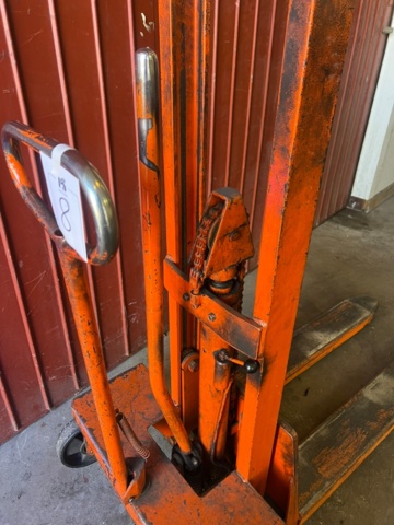 1426508-4 Höglyftande palldragare Kentruck KL 1000