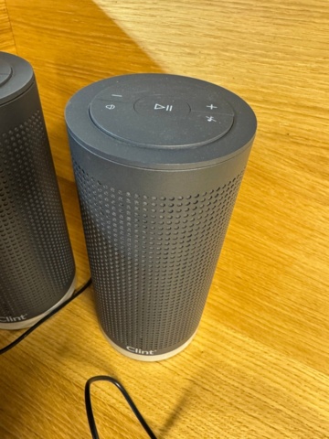 1405487-4 Speakers 2 pcs - Clint Freya