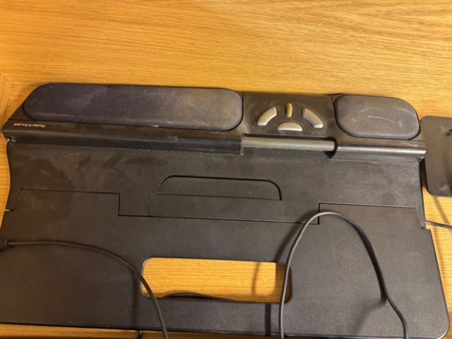 1405488-2 Miscellaneous computer accessories