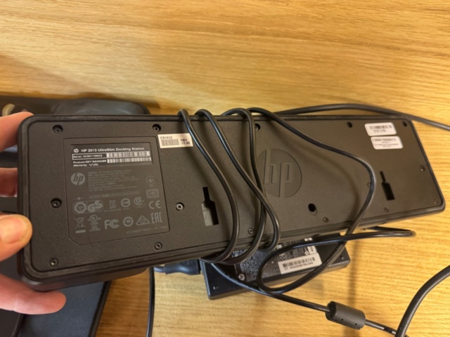 1405488-10 Miscellaneous computer accessories