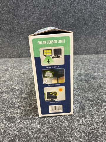 1466061-4 Solcell Halogen LED -lampa med fjärrkontroll