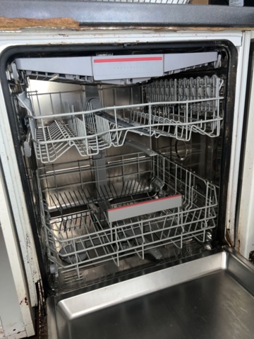 1431733-3 Diskmaskin - Bosch SilencePlus Serie 4