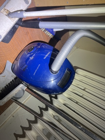 1431737-11 Collection of office and storage equipment